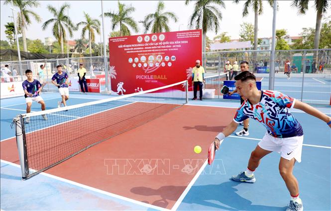 ác vận động viên thi đấu tại vòng bảng Giải vô địch Pickleball các CLB quốc gia năm 2024.