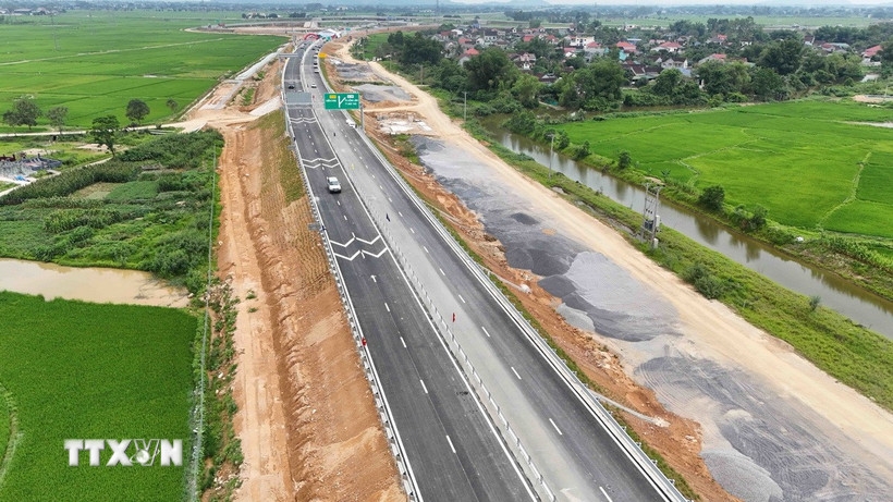 Dự án thành phần cao tốc Bãi Vọt - Hàm Nghi. Ảnh: TTXVN