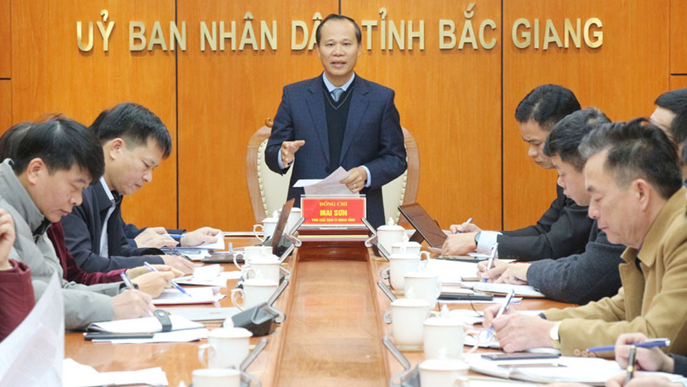 Đồng chí Mai Sơn chủ trì buổi làm việc.