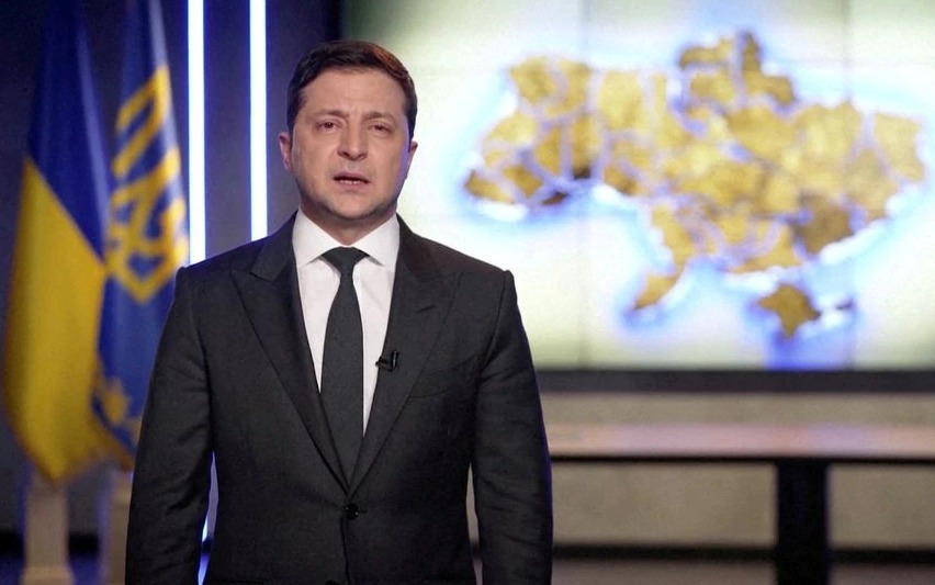 Tổng thống Ukraine Volodymyr Zelensky phát biểu tại 1 sự kiện ở Kiev, Ukraine, ngày 24/2/2022. (Ảnh: Văn phòng Tổng thống Ukraine/Reuters)