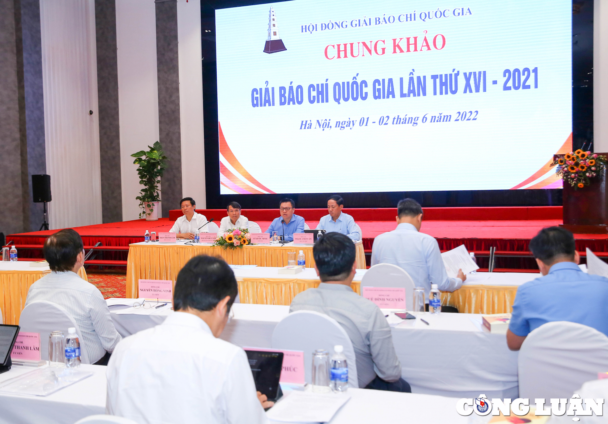 Hội đồng Chung khảo Giải Báo chí quốc gia lần thứ XVI năm 2021. Ảnh minh họa