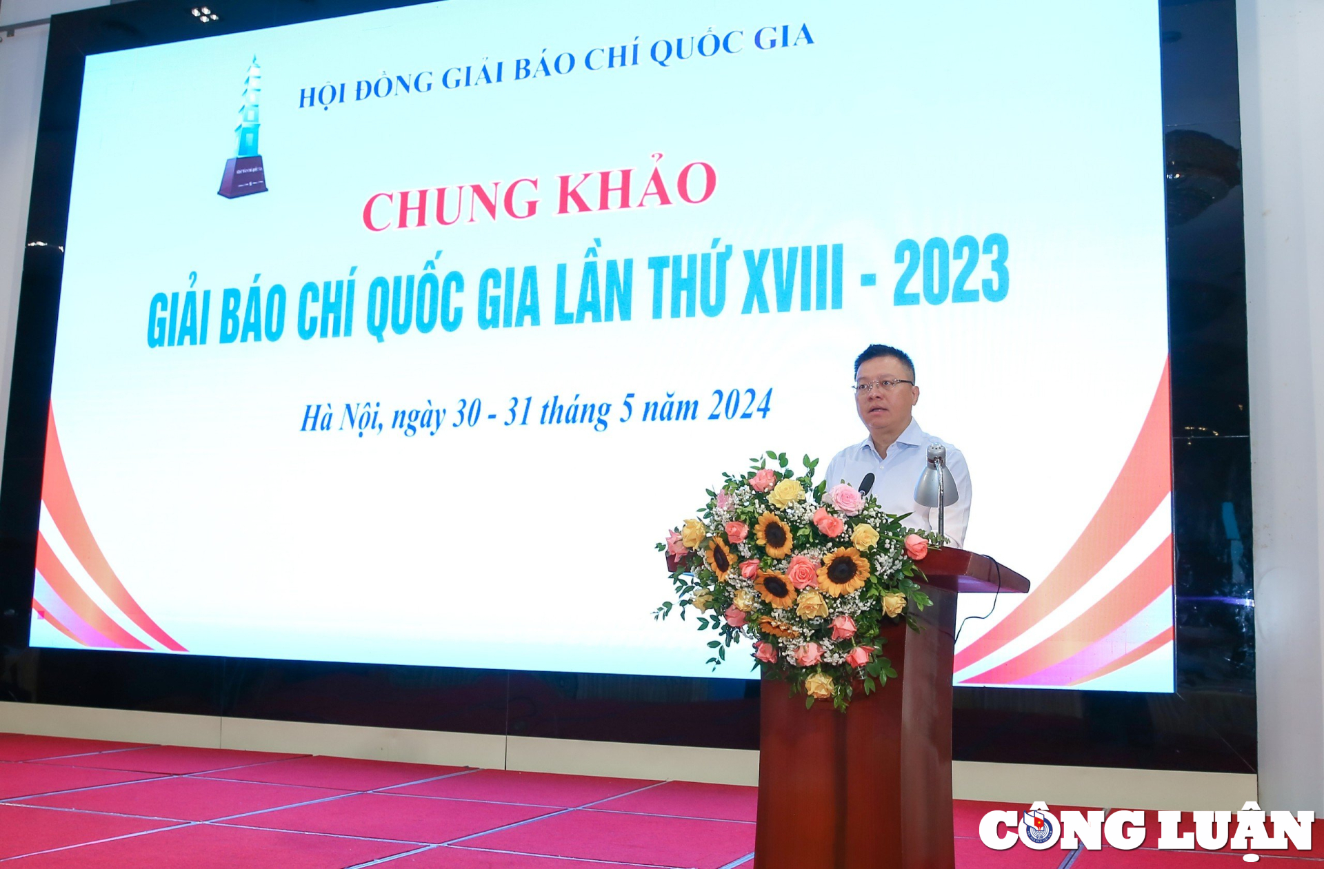 Đồng chí Lê Quốc Minh, Ủy viên Ban Chấp hành Trung ương Đảng, Tổng Biên tập Báo Nhân Dân, Phó Trưởng Ban Tuyên giáo Trung ương, Chủ tịch Hội Nhà báo Việt Nam phát biểu khai mạc Vòng chung khảo.