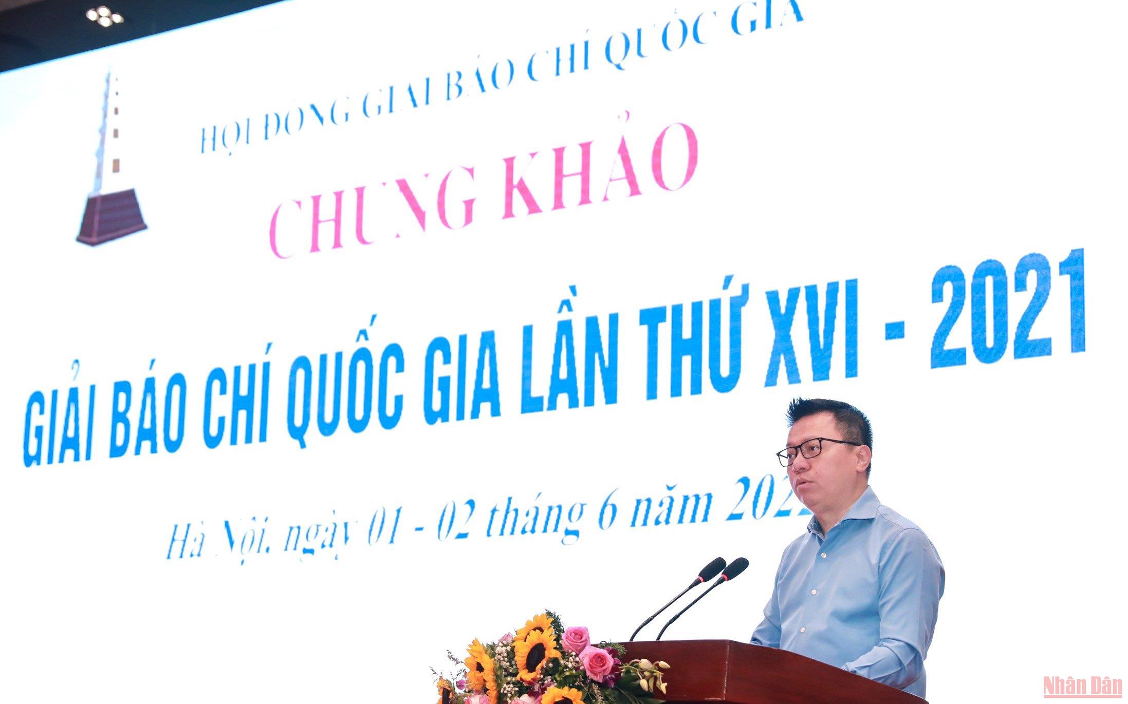 Đồng chí Lê Quốc Minh phát biểu khai mạc Vòng chung khảo Giải Báo chí quốc gia lần thứ XVI - năm 2021. (Ảnh: THÀNH ĐẠT)