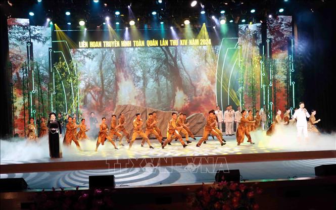 Tiết mục nghệ thuật tại lễ khai mạc. Ảnh: Trần Trang/TTXVN