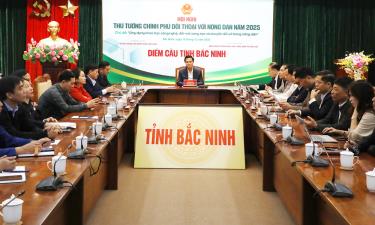 Các đại biểu dự tại điểm cầu Bắc Ninh.