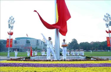 Nghi lễ thượng cờ nhân kỷ niệm 78 năm Quốc khánh nước Cộng hòa xã hội chủ nghĩa Việt Nam (2/9/1945 – 2/9/2023) được tổ chức trang nghiêm tại Quảng trường Ba Đình lịch sử. Ảnh: Phạm Kiên/TTXVN