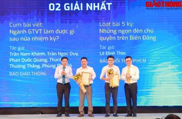 Bộ trưởng GTVT Nguyễn Văn Thắng và ông Lê Quốc Minh, Ủy viên Ban Chấp hành Trung ương Đảng, Tổng biên tập báo Nhân Dân, Phó Trưởng Ban Tuyên giáo Trung ương, Chủ tịch Hội Nhà báo Việt Nam trao giải Nhất cho các tác giả đoạt giải. Ảnh minh họa